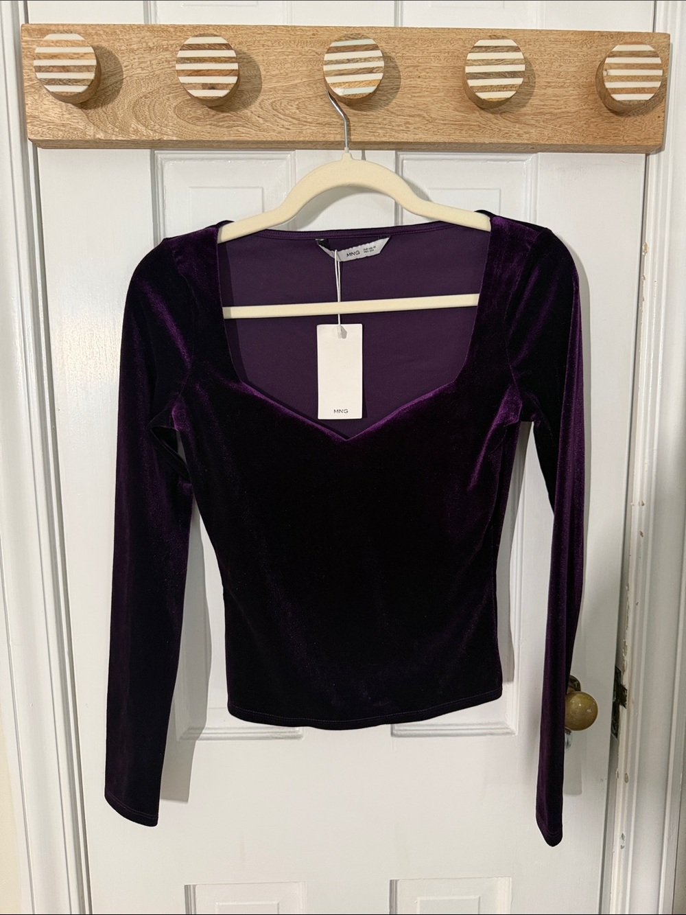 Mango Velvet Long Sleeve Sweetheart-Neck Top in Deep Purple NWT
